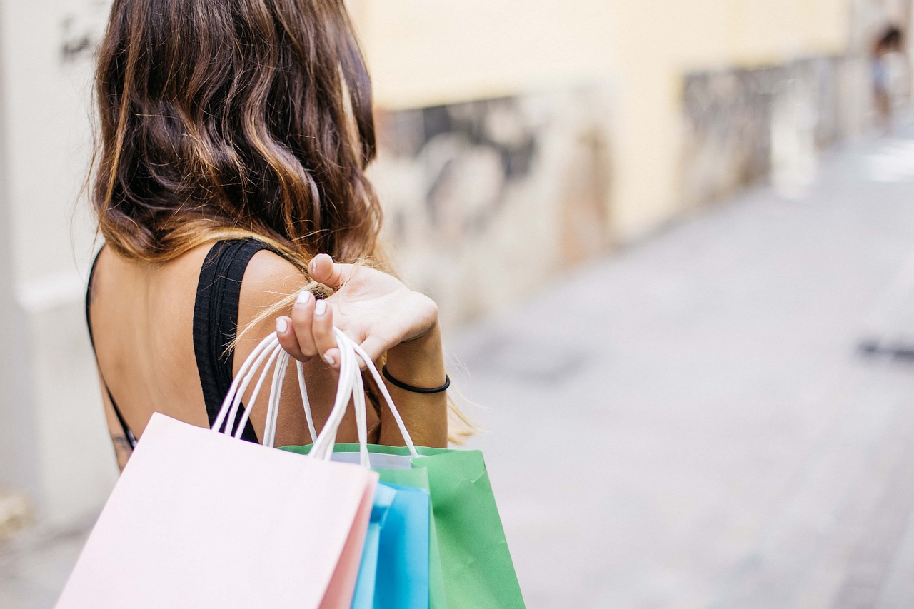 Mądre pieniądze dla zdrowia: Jak roztropnie inwestować w zakupy i sklepy wspierające dobre samopoczucie